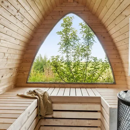 Сasa de vacaciones Personal And Inventive Family House In *