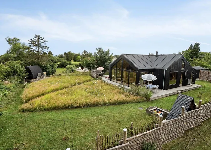 Holiday home Personal And Inventive Family House In Rodvig